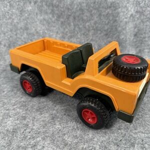 Vintage Fisher Price Adventure People Safari Jeep Truck Toy Collectible 1975